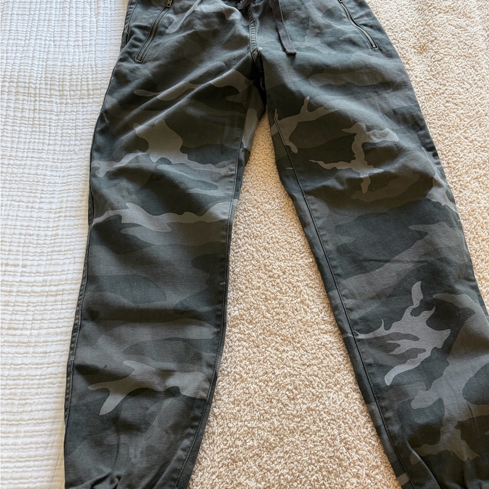 TNA Camo Jogger Pant